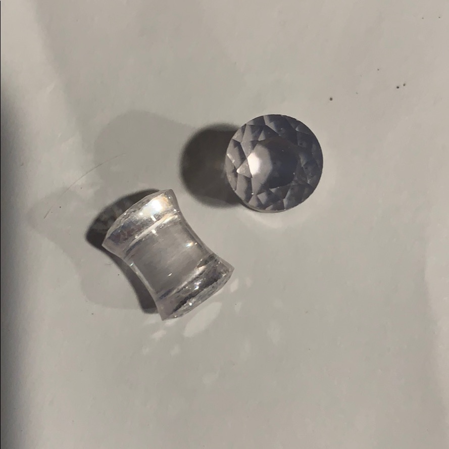 0 Gauge Crystal Clear Plugs